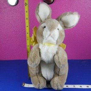 Vintage Gund Bunny Rabbit Plush 1983 11" Stuffed Animal Sitting Tan White